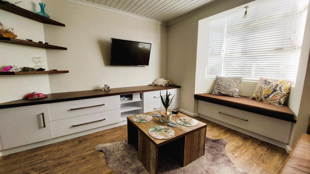 סווקופמונד Nautilus 2 Bedroom Self-Catering Apartment מראה חיצוני תמונה