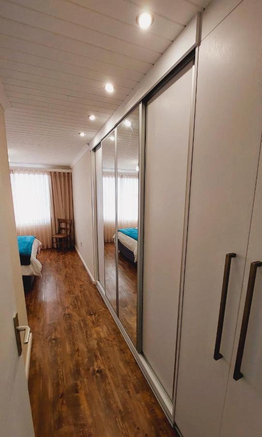 סווקופמונד Nautilus 2 Bedroom Self-Catering Apartment מראה חיצוני תמונה